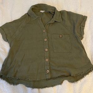 Aeropostale Cropped Green Button Up